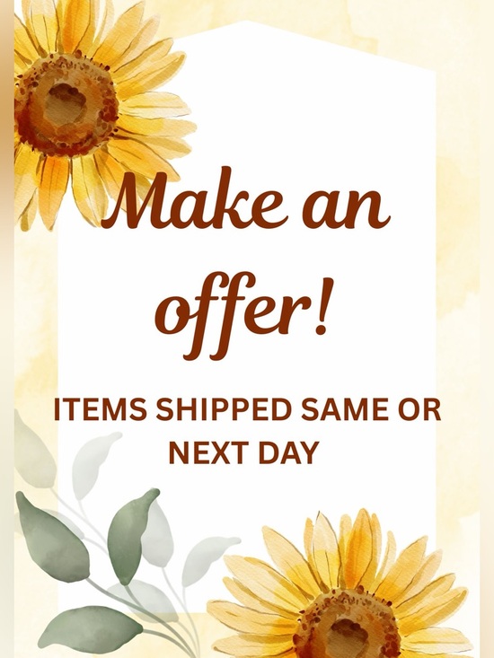 Tops - 🌻MAKE A REASONABLE OFFER! Offers accepted or countered!
